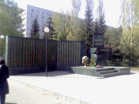 памятник ликвидаторам аварии ЧАЭС в Казани
